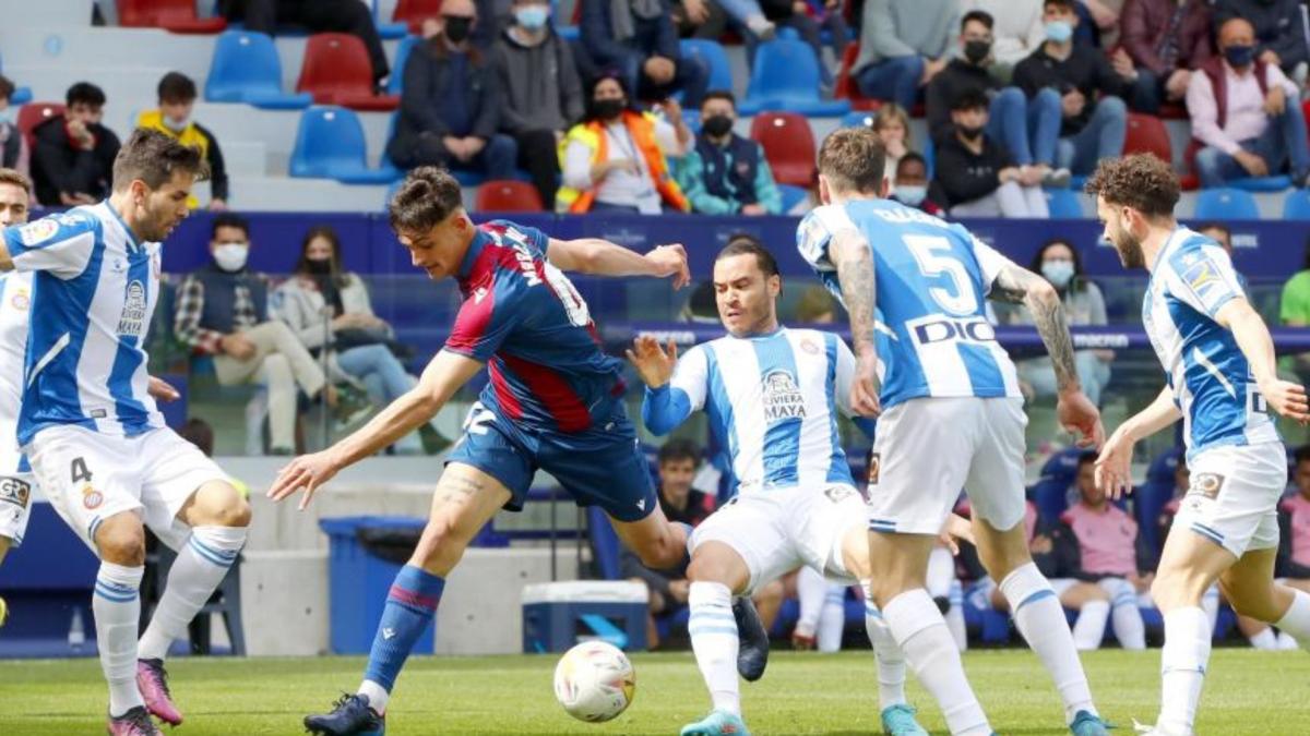 Pubill supera el rechazo infantil y vuelve como campeón mundial