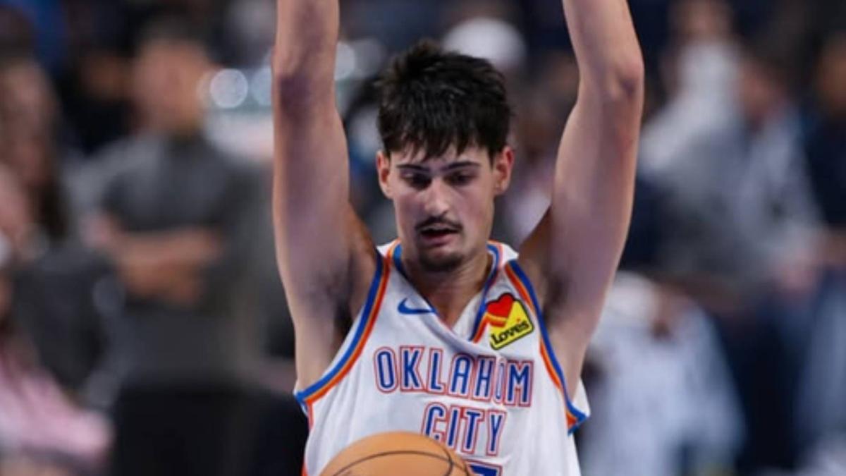  Aday Mara: dobles dígitos, intimidación y canastones en su primer triunfo en la pretemporada NBA 