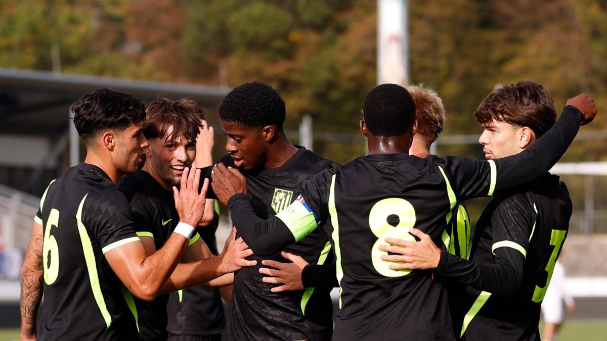 Atlético domina al Stuttgart y sigue ofensivo en competición europea