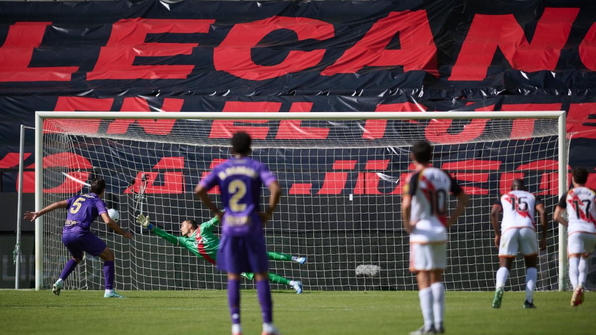 El Elche aplica la máxima pena al Rayo