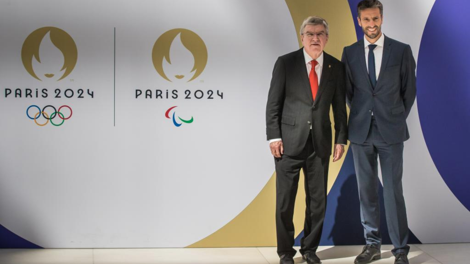 Thomas Bach y Tony Estanguet, presidente del Comité Organizador de Paris 2024 / EFE