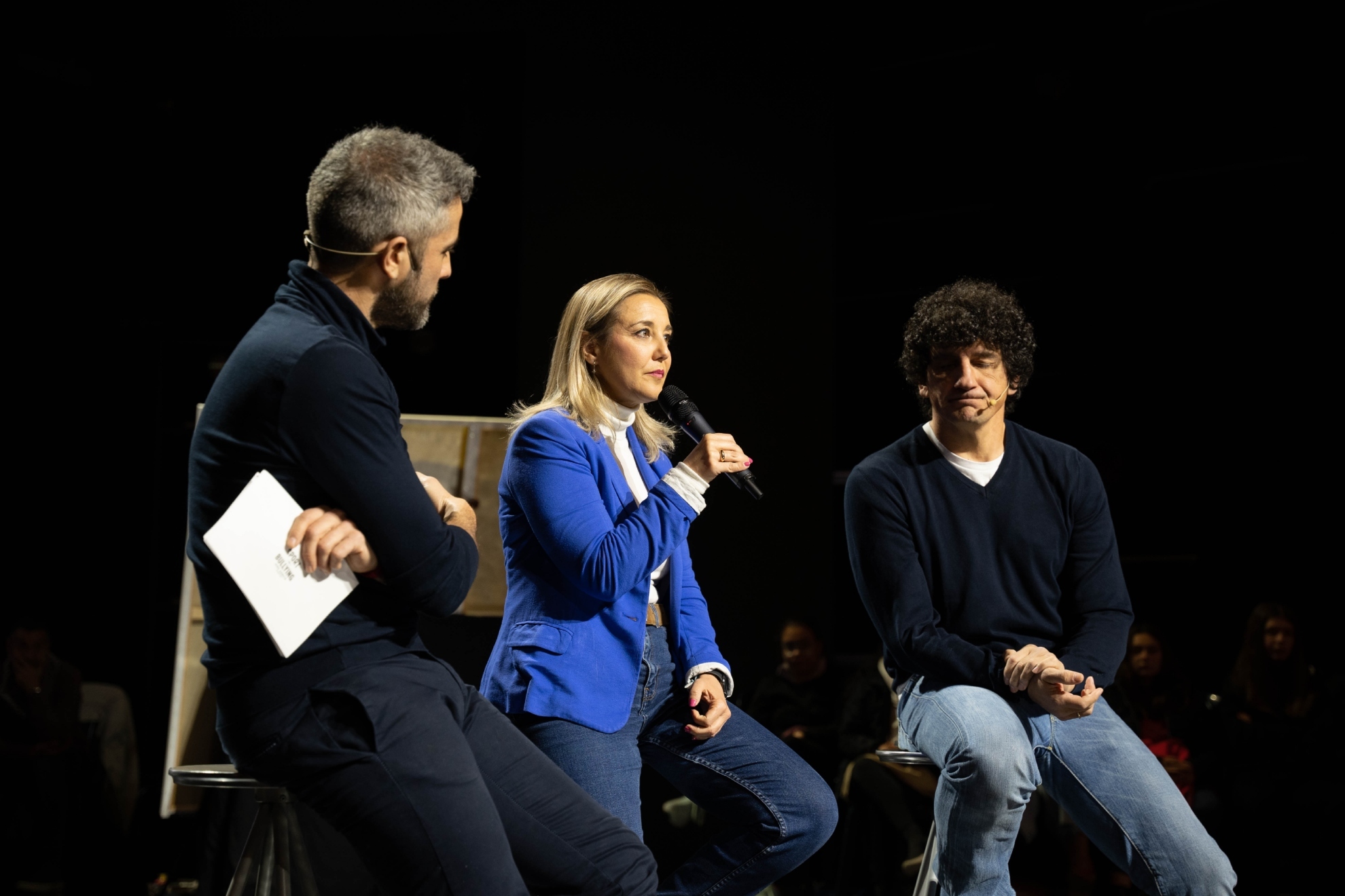 Acto en Alcalá de Guadaíra con Jero García y Roberto Leal.