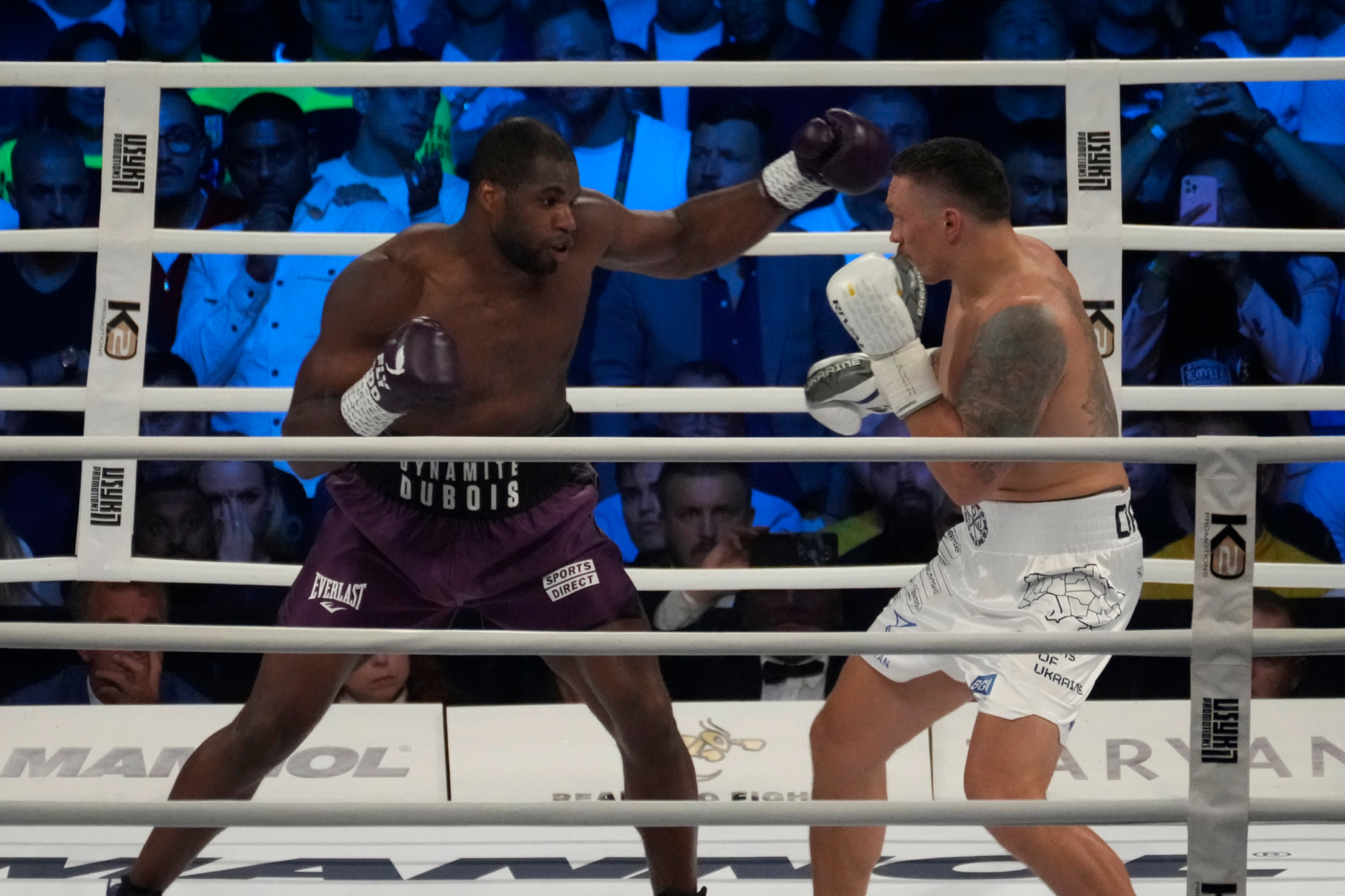 Oleksandr Usyk durante su combate ante Daniel Dubois