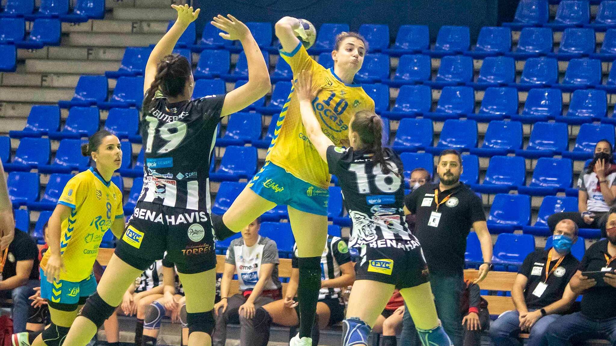 El Remudas vence en Málaga y mantiene el pulso al Bera Bera