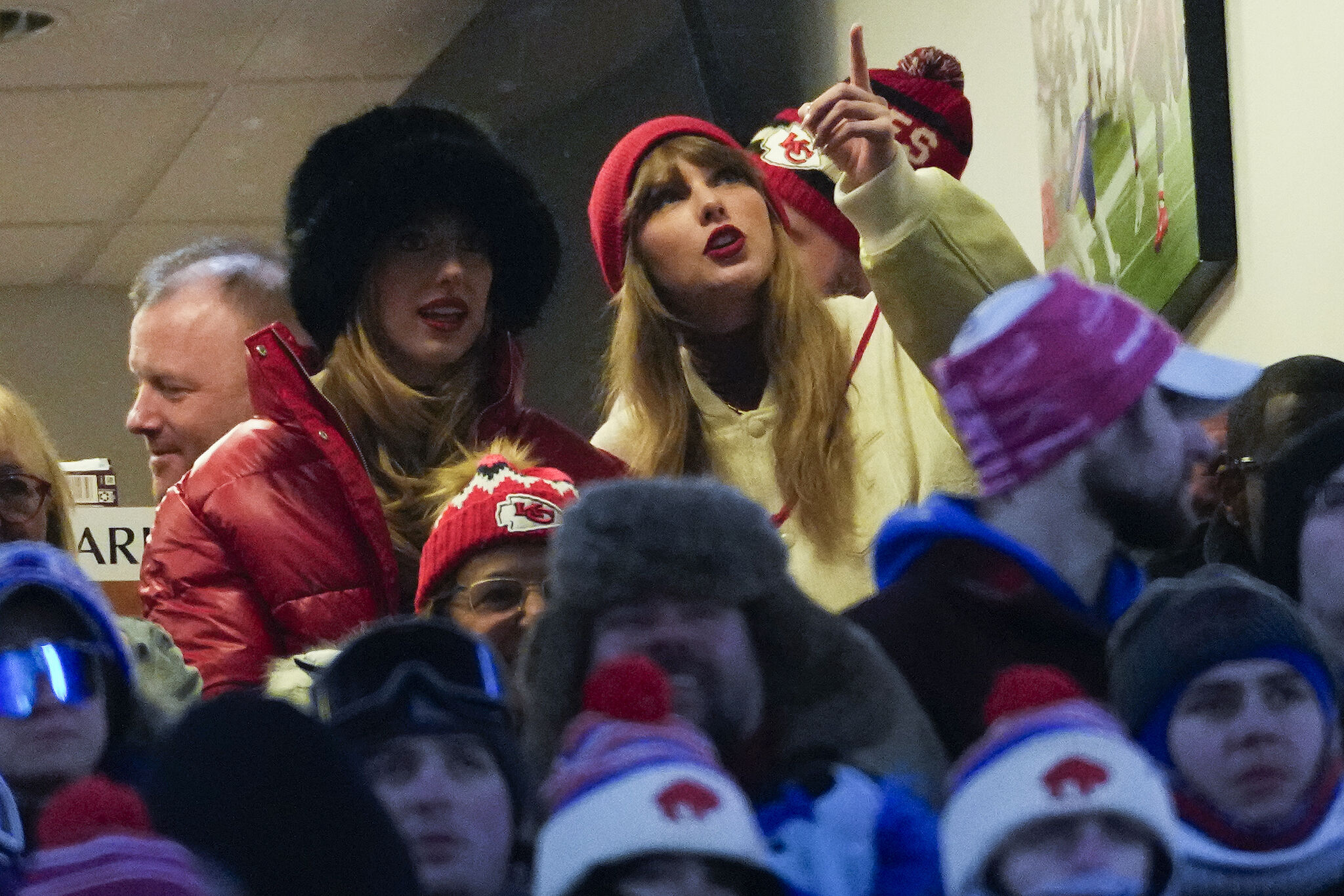 El show de Taylor Swift animando a Travis Kelce en la final de la división AFC de la NFL