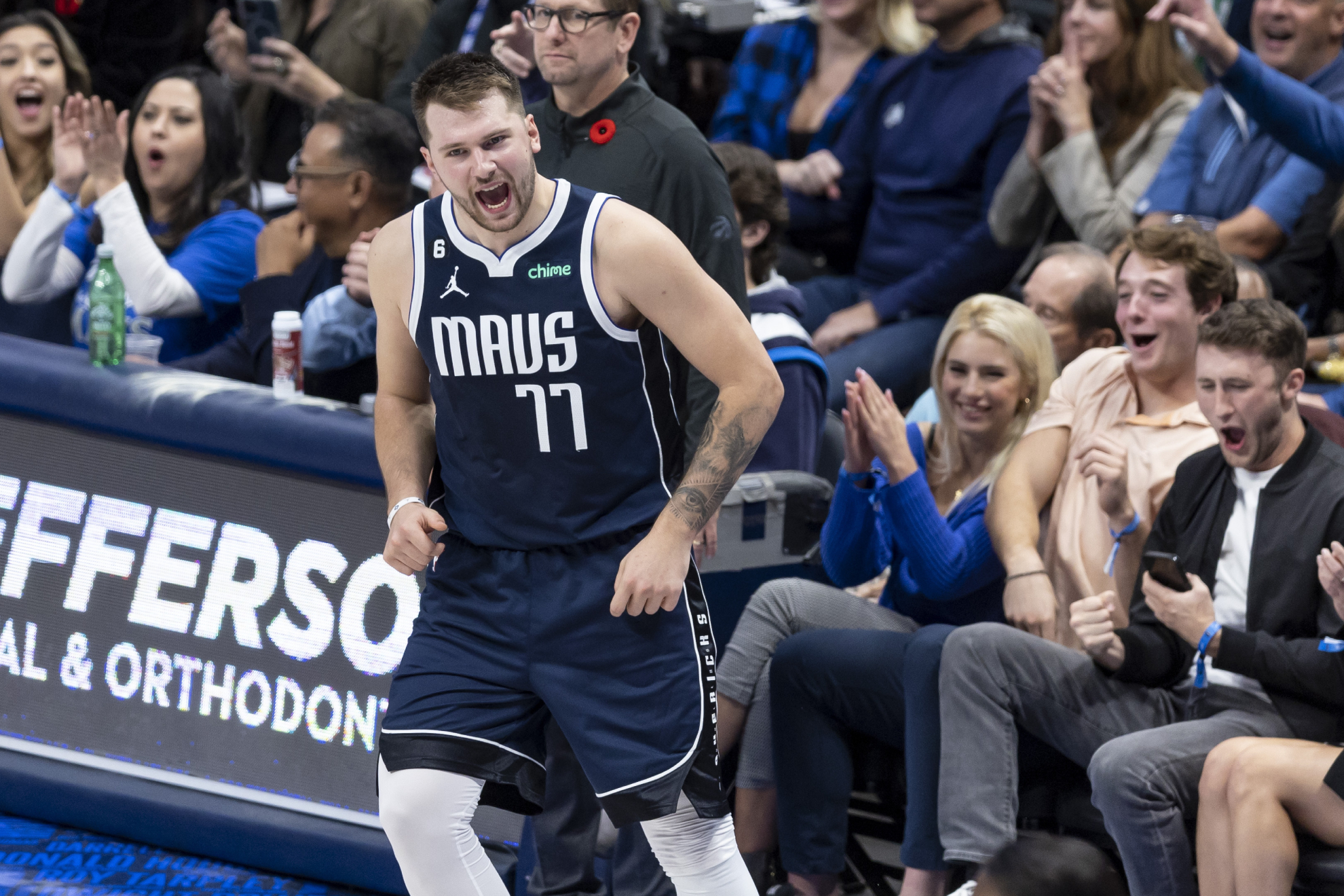 Doncic, segundo jugador de la NBA en meter 30 puntos en 8 primeros partidos
