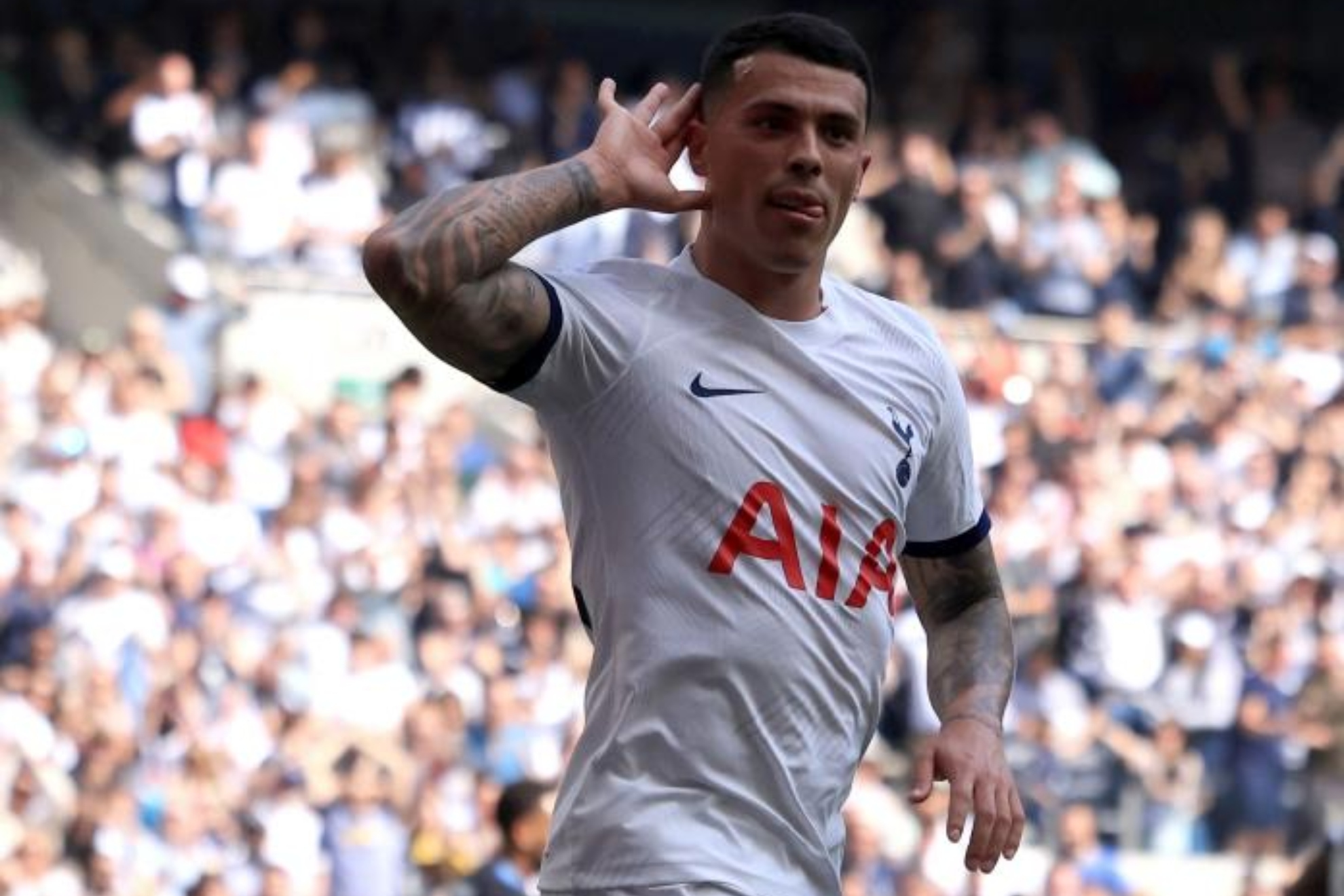 Pedro Porro, en un partido con el Tottenham.