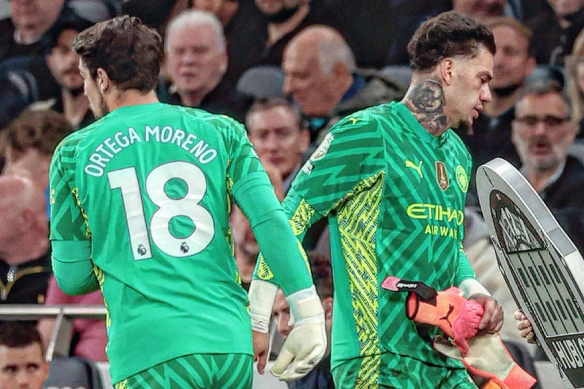 Ederson y Stefan Ortega