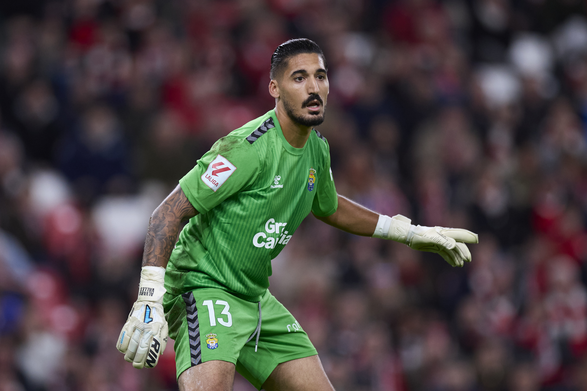 Álvaro Valles jugando en LaLiga con Las Palmas.