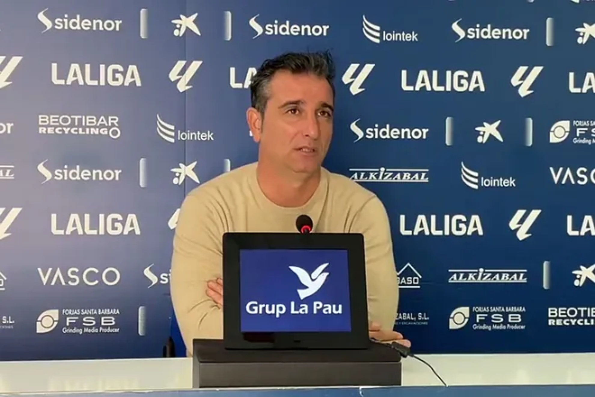 Jandro Castro, en una rueda de prensa.