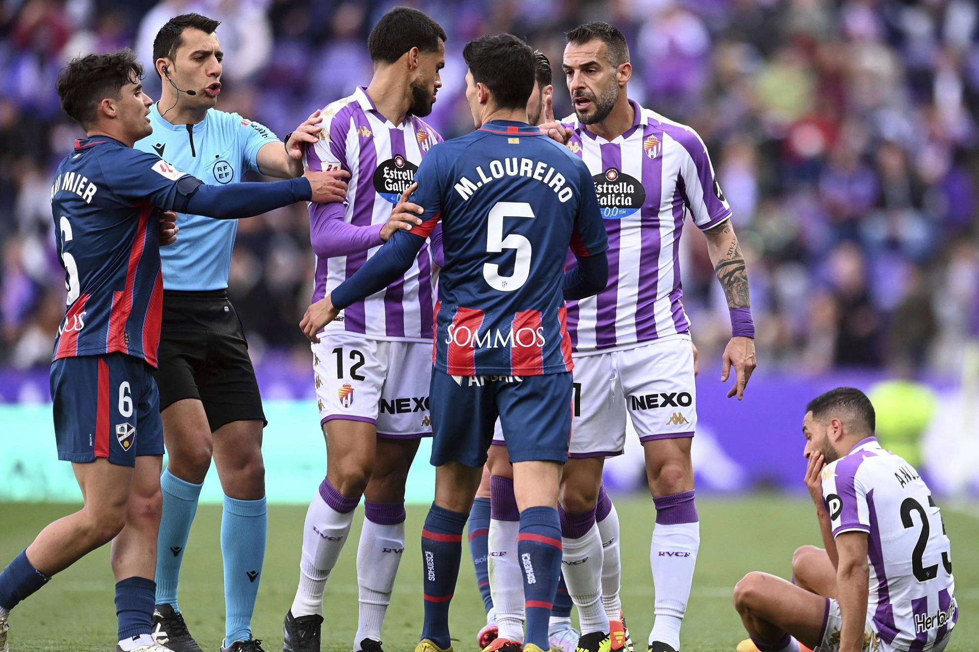 Loureiro en la derrota del Huesca en el José Zorrilla.