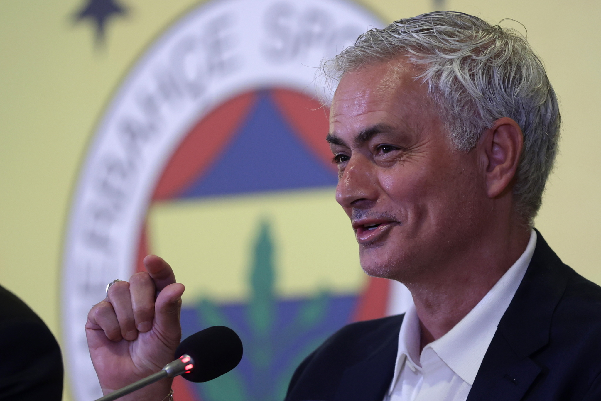 José Mourinho, el día de su presentación con Fenerbahce.