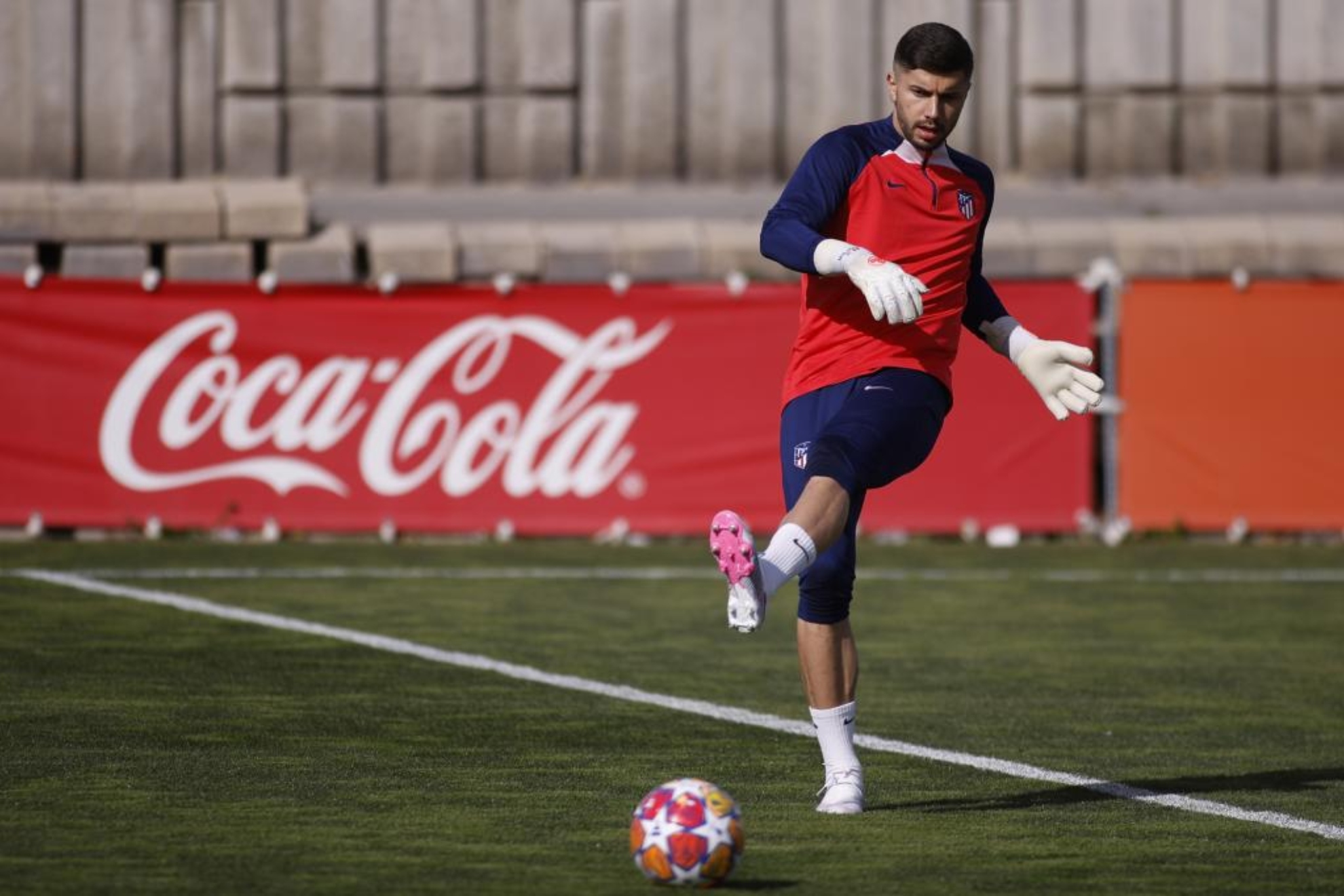 Moldovan, en un entrenamiento del Atlético.
