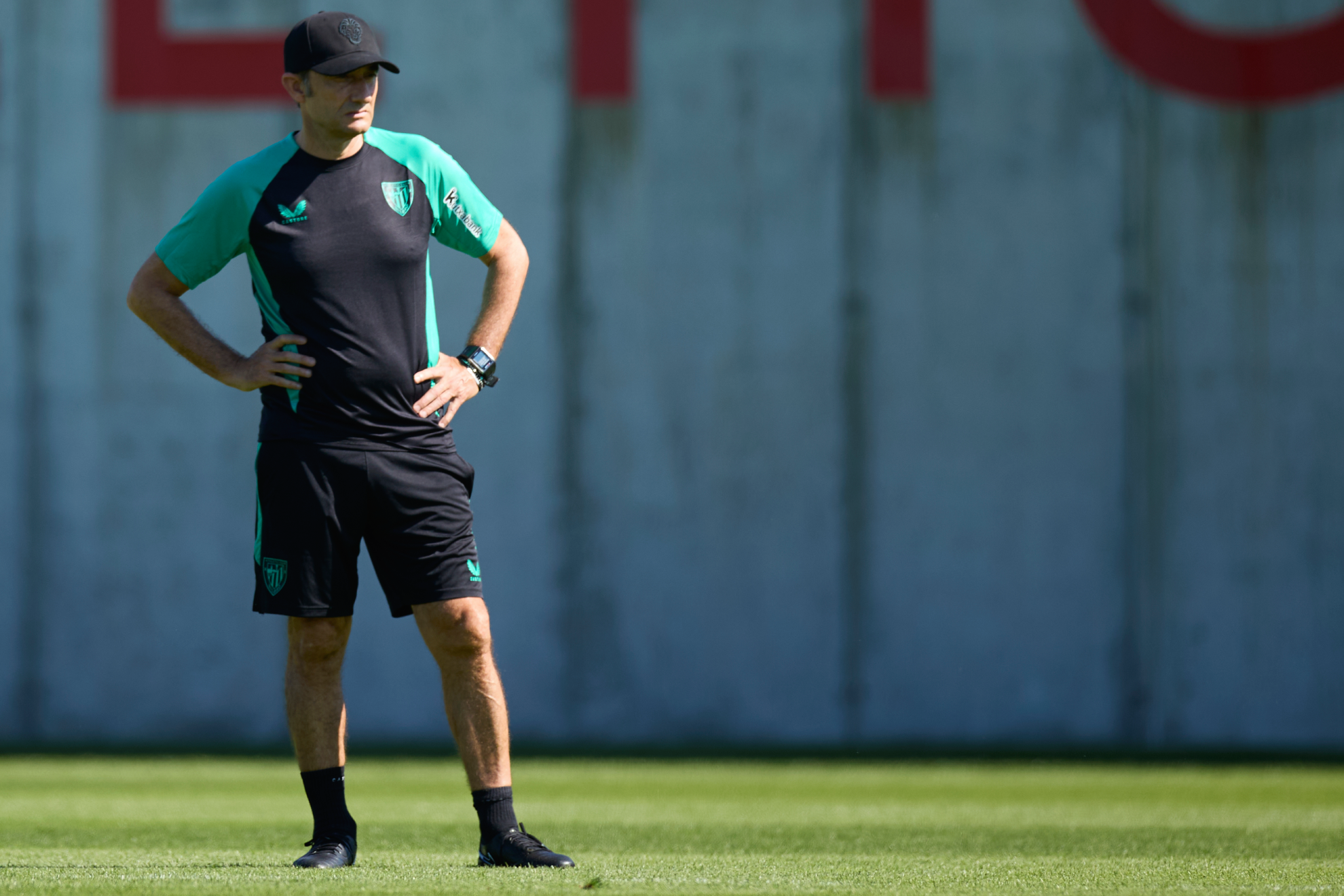 Ernesto Valverde en un entrenamiento del Athletic