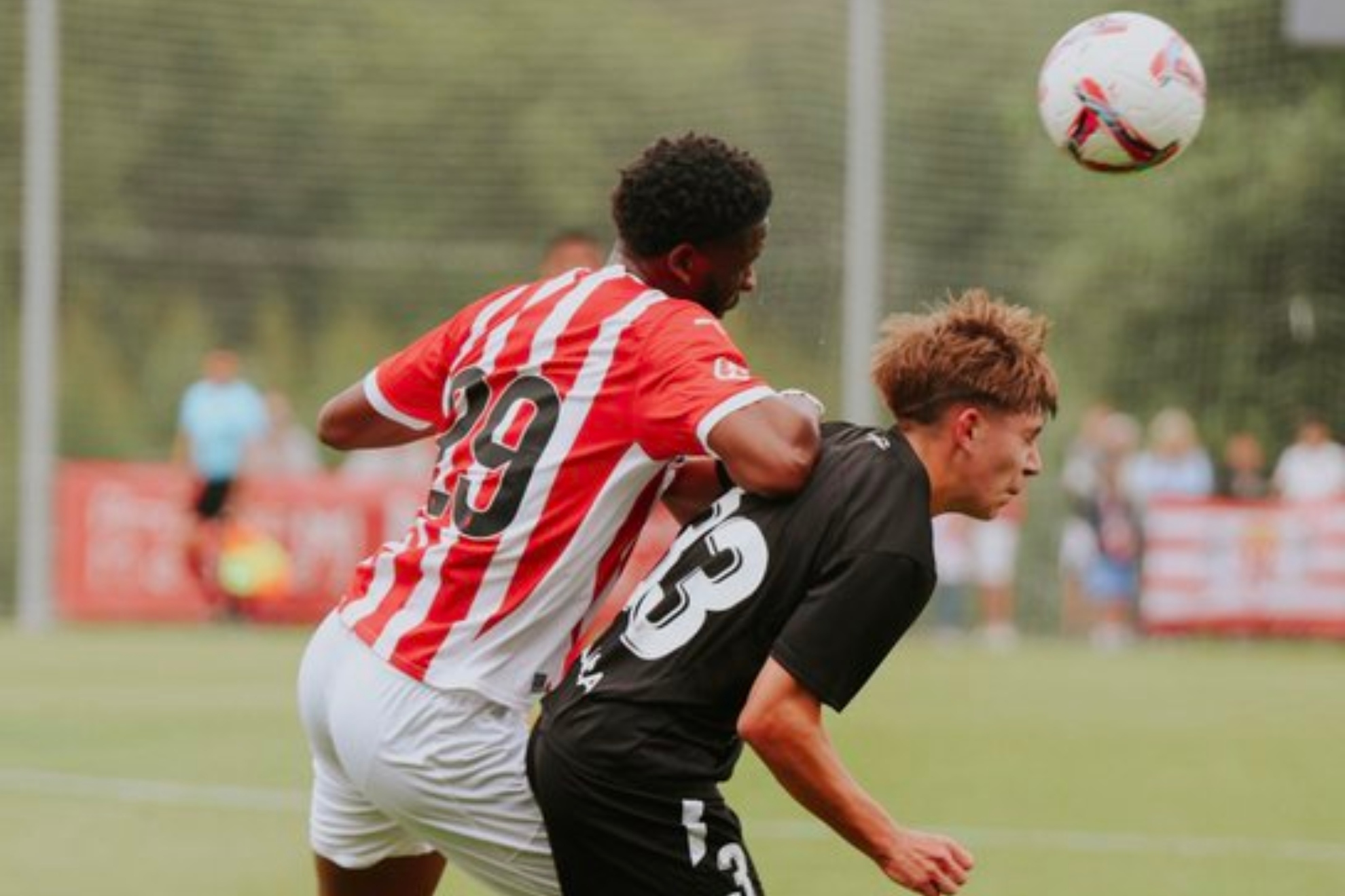 Un lance del amistoso disputado en Pol.