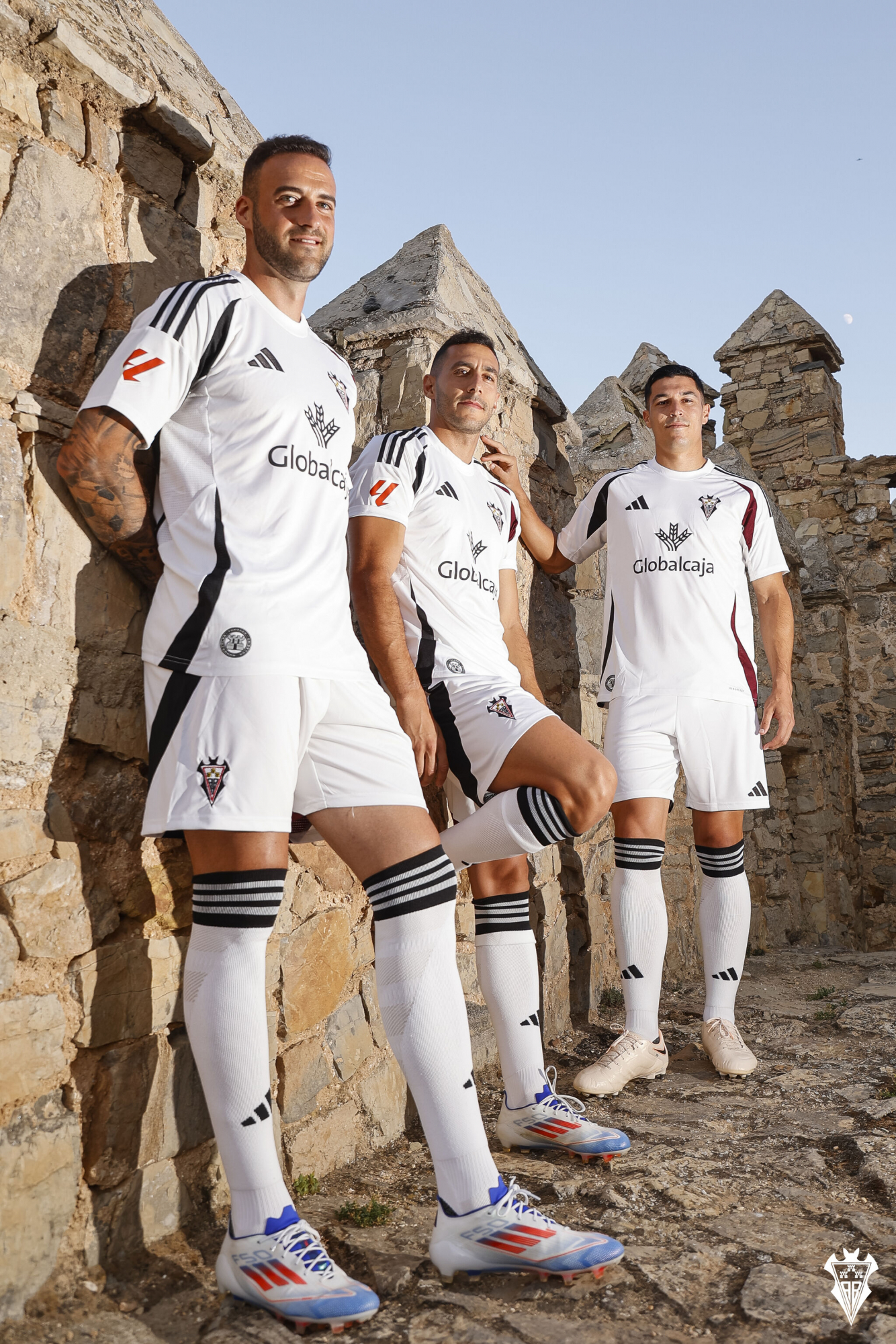 Primera equipación del Albacete