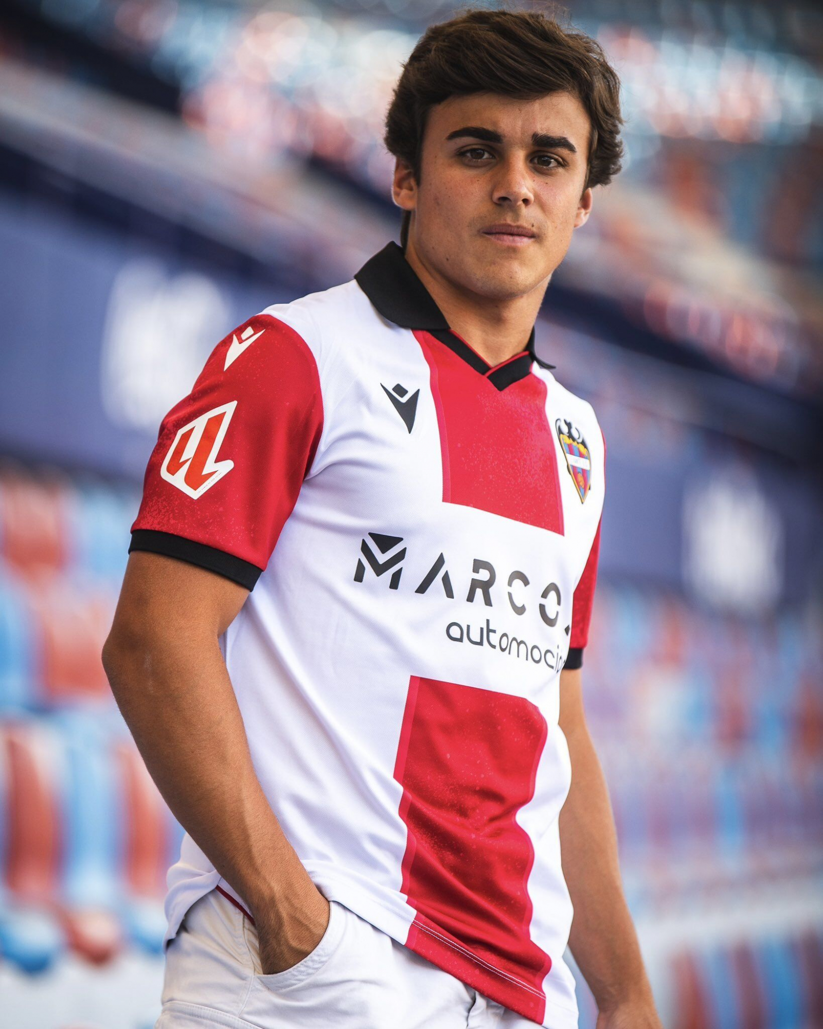 La camiseta de visitante del Levante