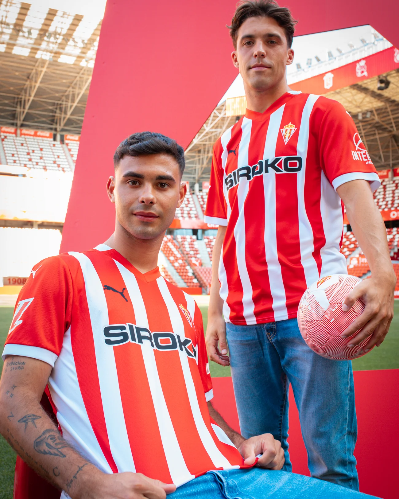 Primera equipación del Sporting
