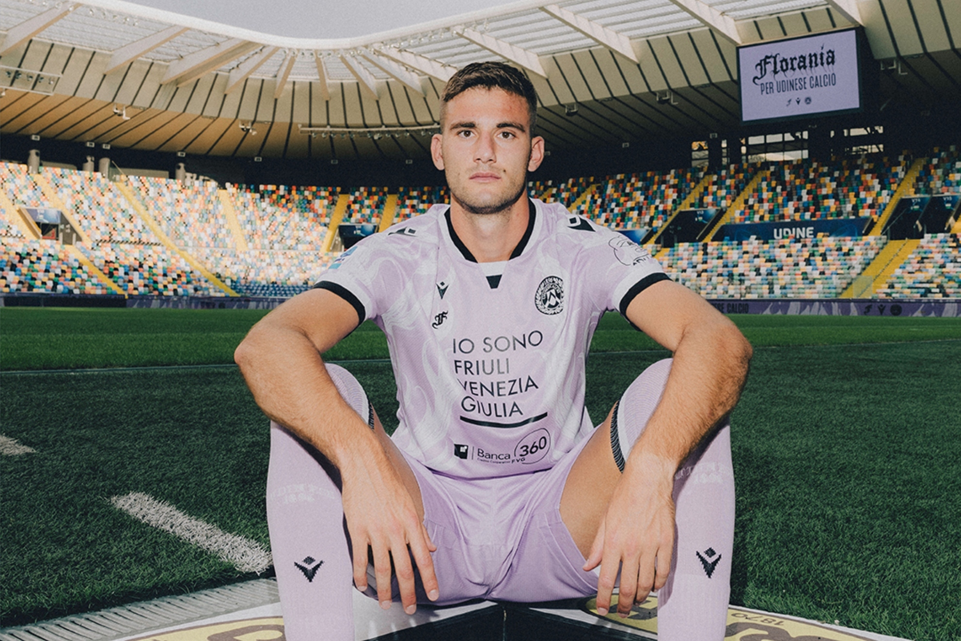 Udinese, el equipo de moda: el líder de la Serie A presenta la camiseta  \, image size:1980x1320