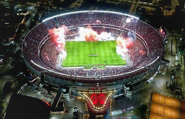 River Plate. Estadio Mâs Monumental. 2,60 millones