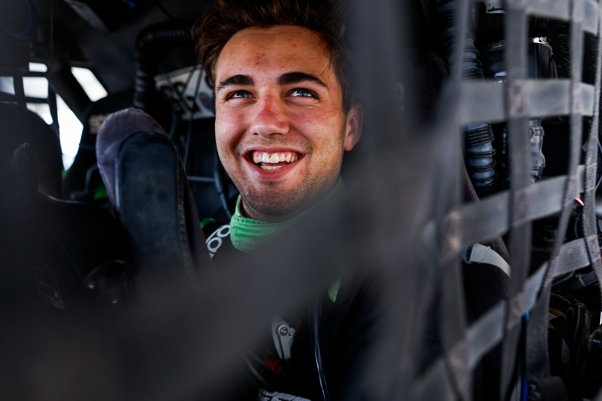 Pau Navarro salta de los T4 a los T1 + de la mano de Mini.