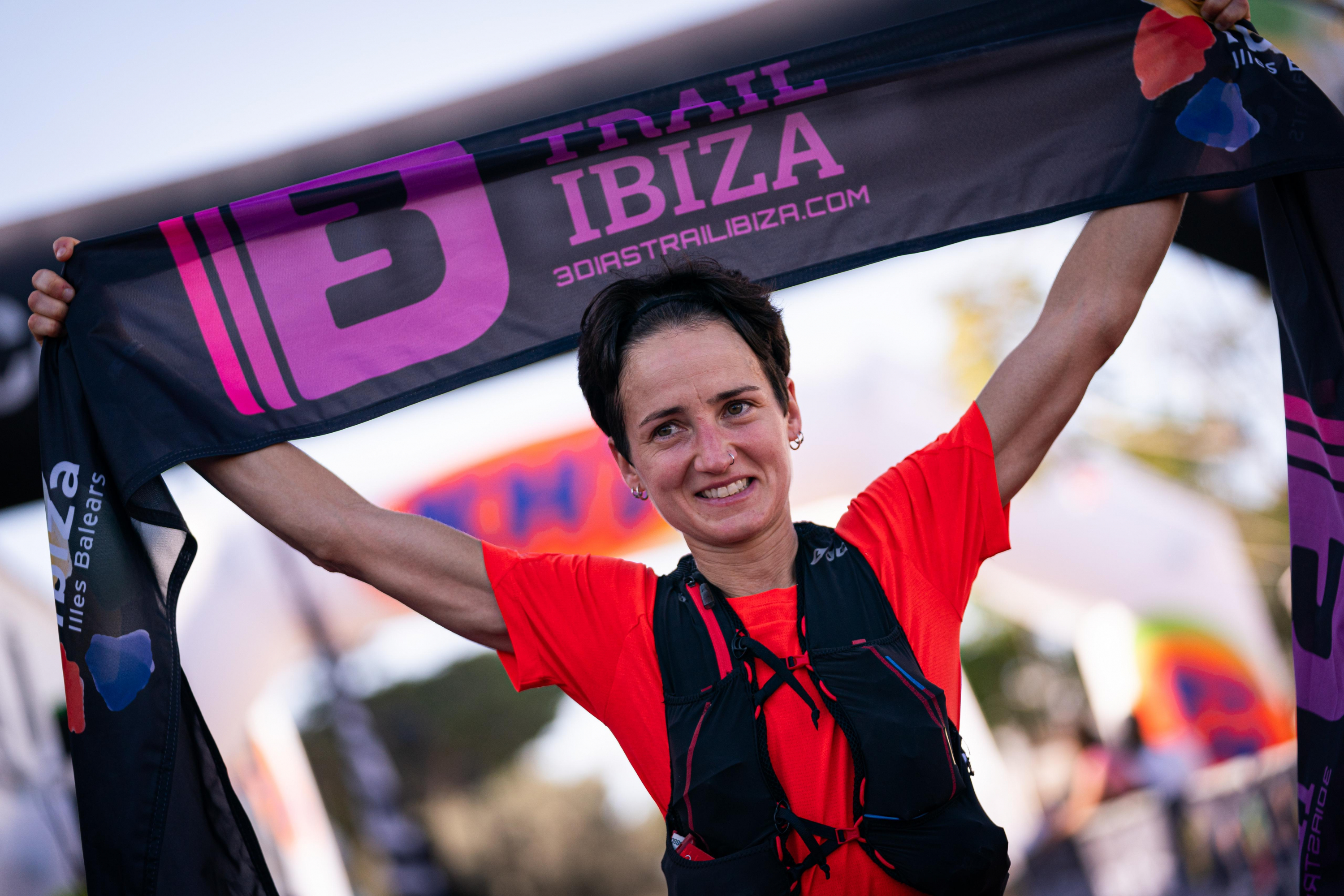 Carolina Rius Miguel Heras y Eli Gordón líderes destacados en el '3 Días Trail Ibiza'