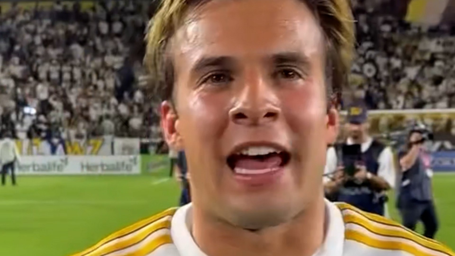 El centrocampista español ha sido clave para Los Ángeles Galaxy.