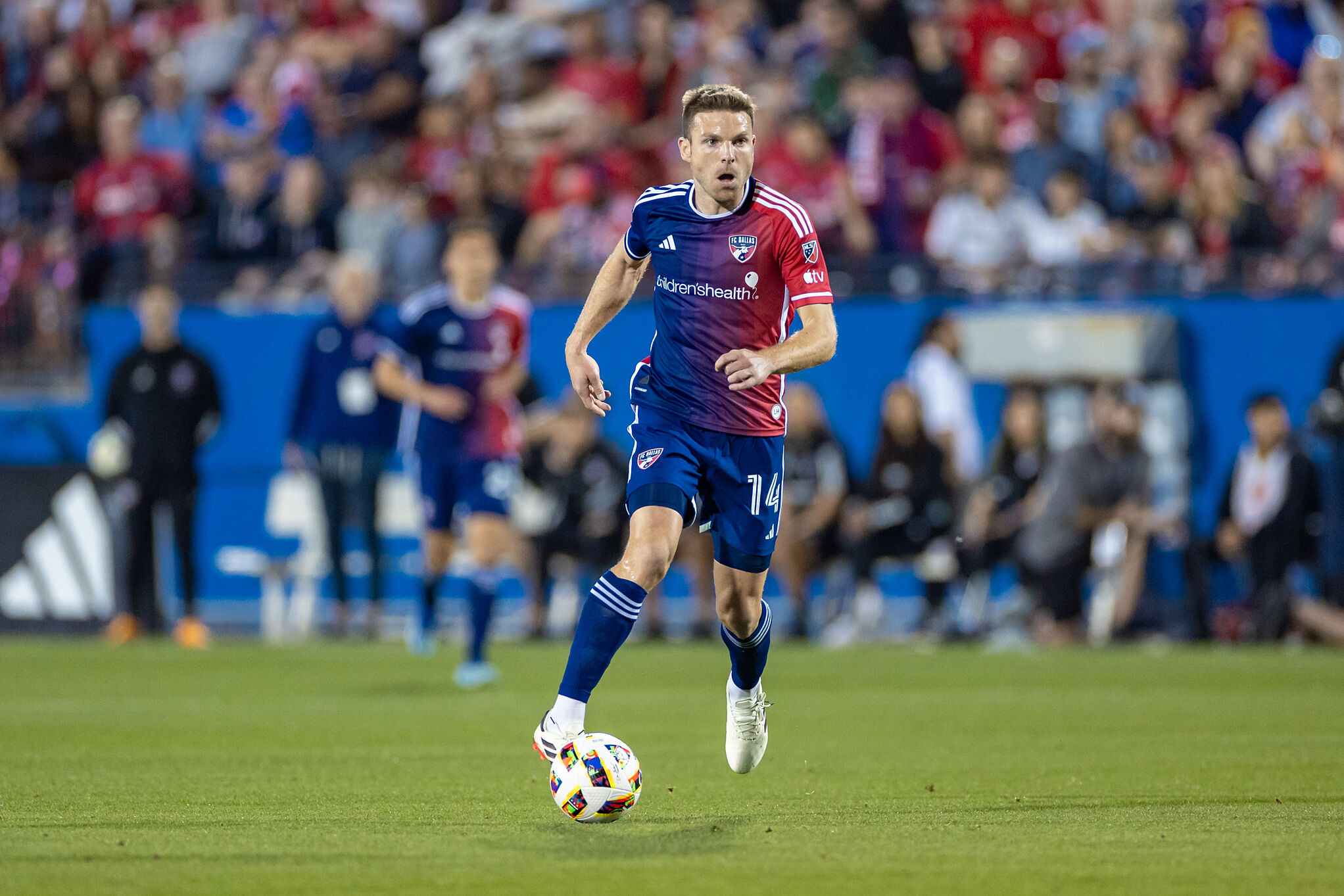 Illarramendi se reinventa en Dallas