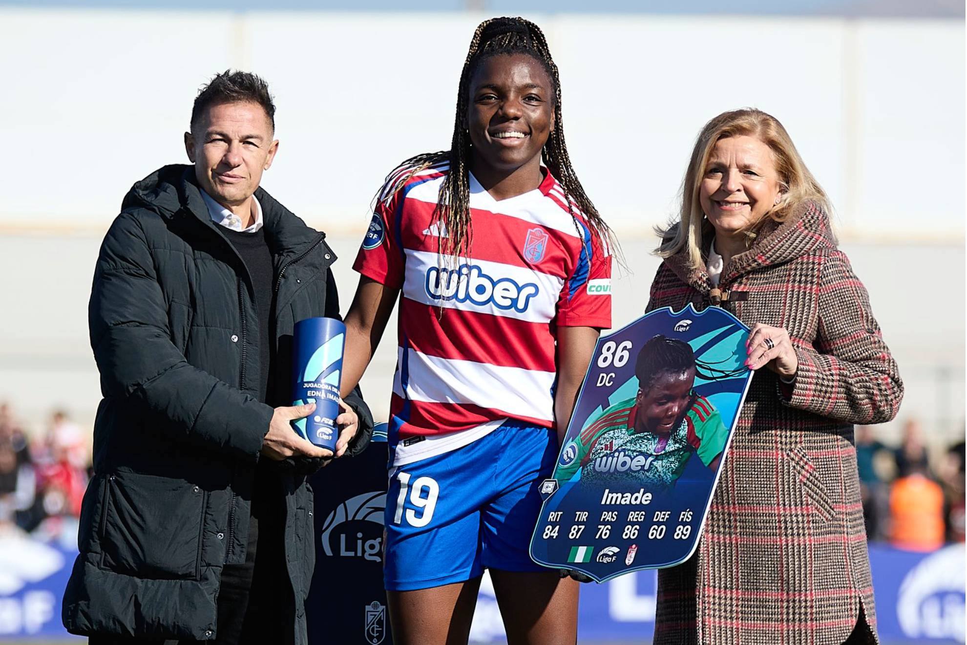 Edna Imade, el sueño de una goleadora que nació en una patera
