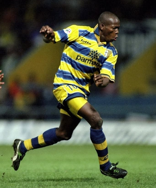 Asprilla y su traspaso al Parma desde el Nacional: "No se hacía nada sin consentimiento de Pablo Escobar"