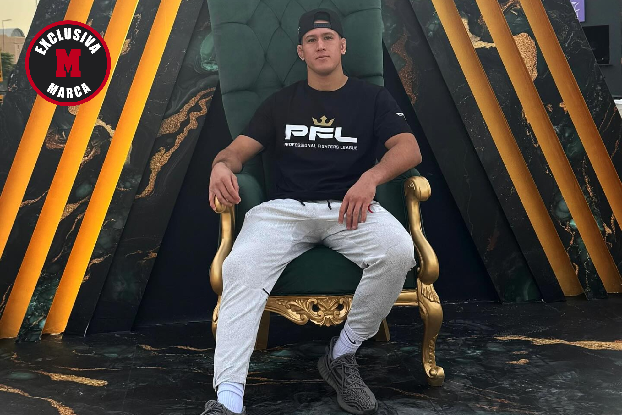 Gino van Steenis firma por PFL.