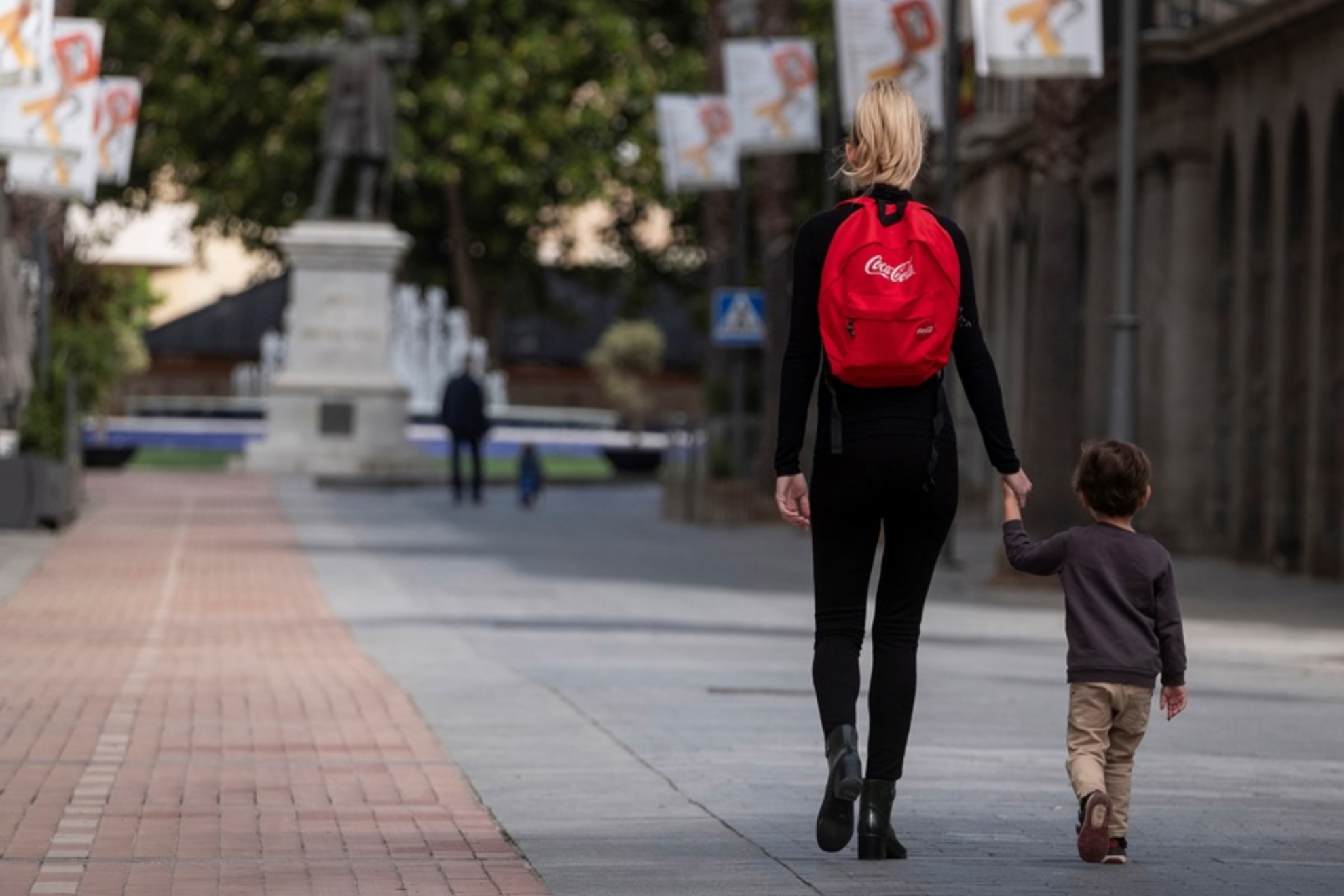 Ayudas para madres solteras en 2024: requisitos y cómo solicitar