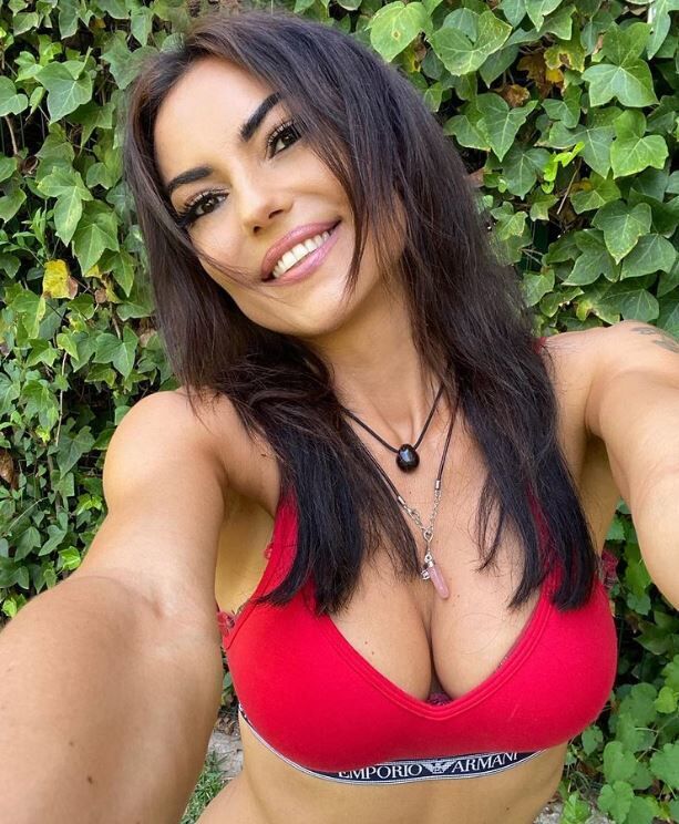 Mari Cielo Pajares, más cambiada que nunca, se gana la vida en OnlyFans