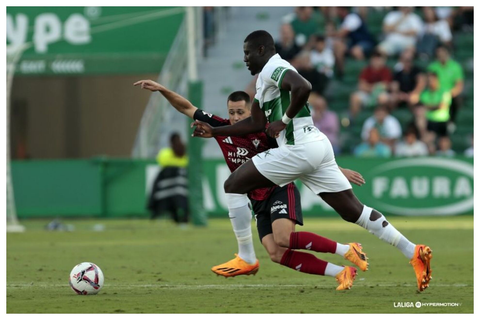 Mourad premia la perseverancia del Elche y acaba con el invicto del ...