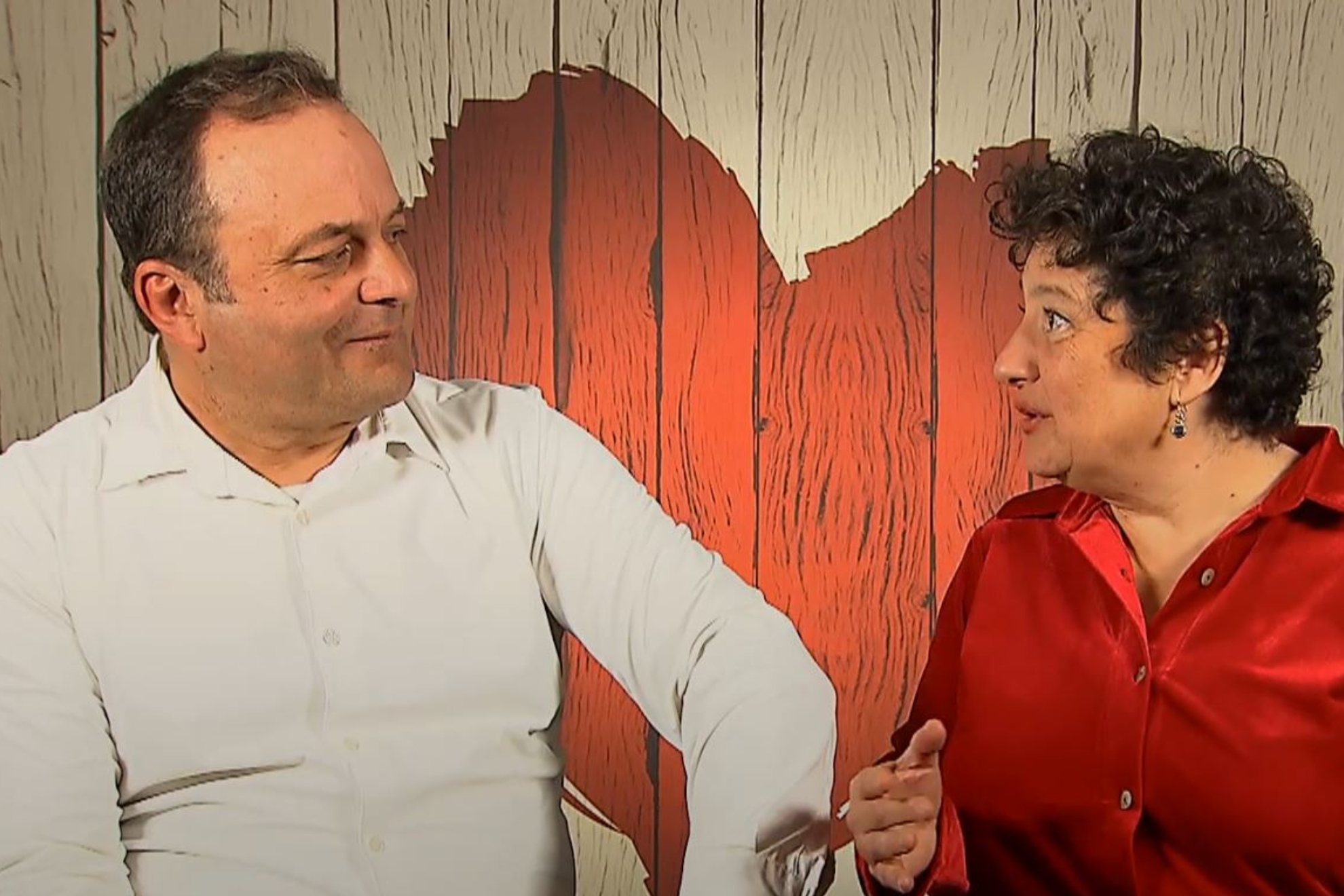 Un soltero de 'First Dates' rechaza un posible beso de su cita: