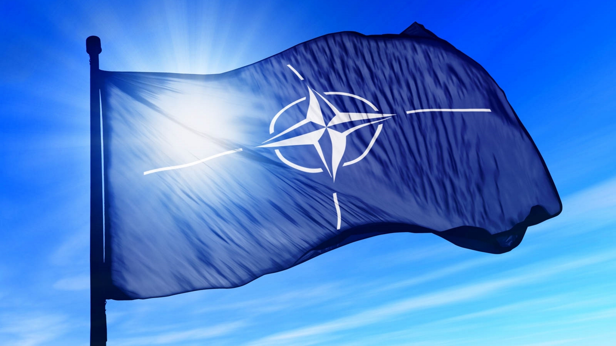 La bandera de la OTAN.