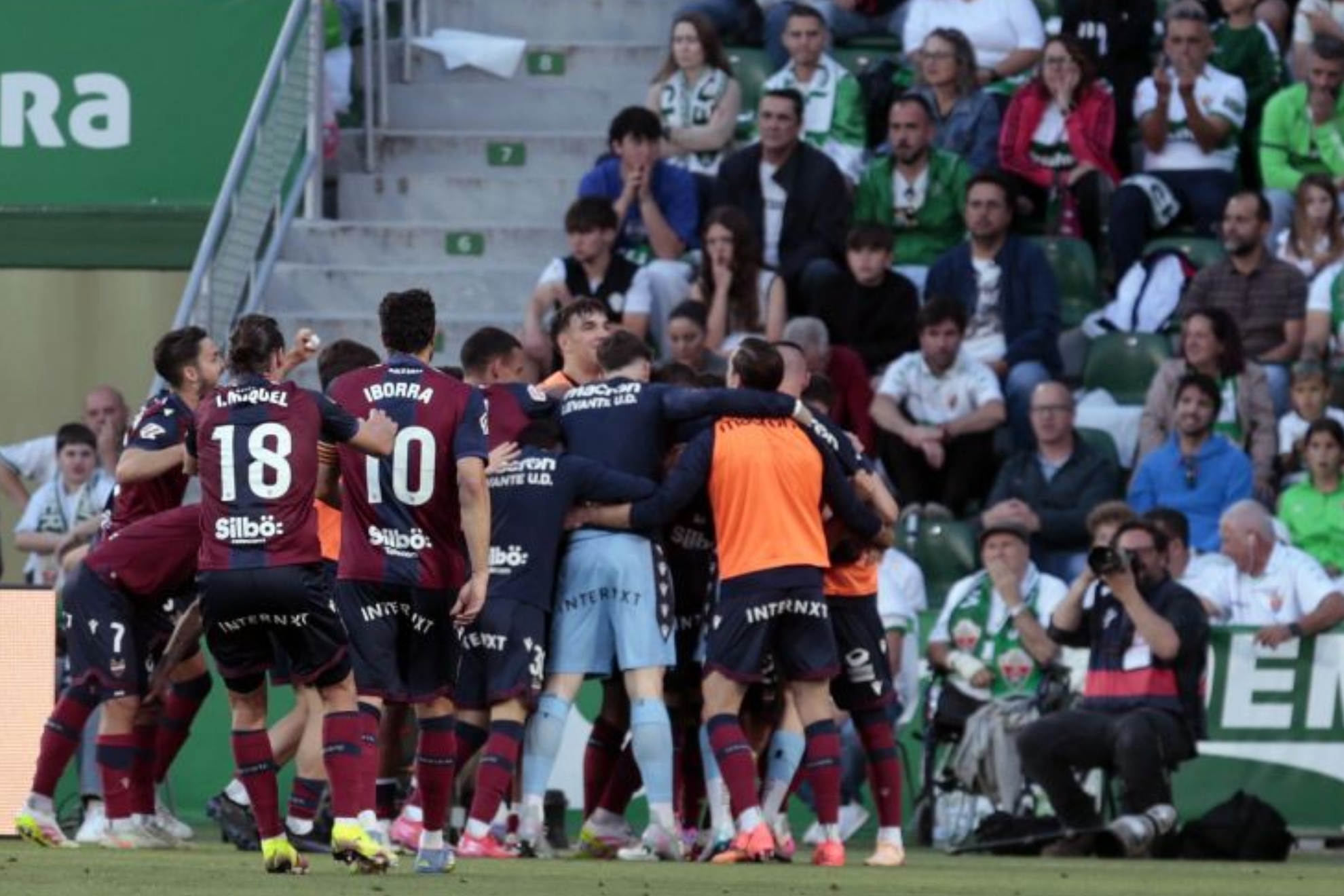 El Levante asalta Elche y pone el ascenso al rojo vivo