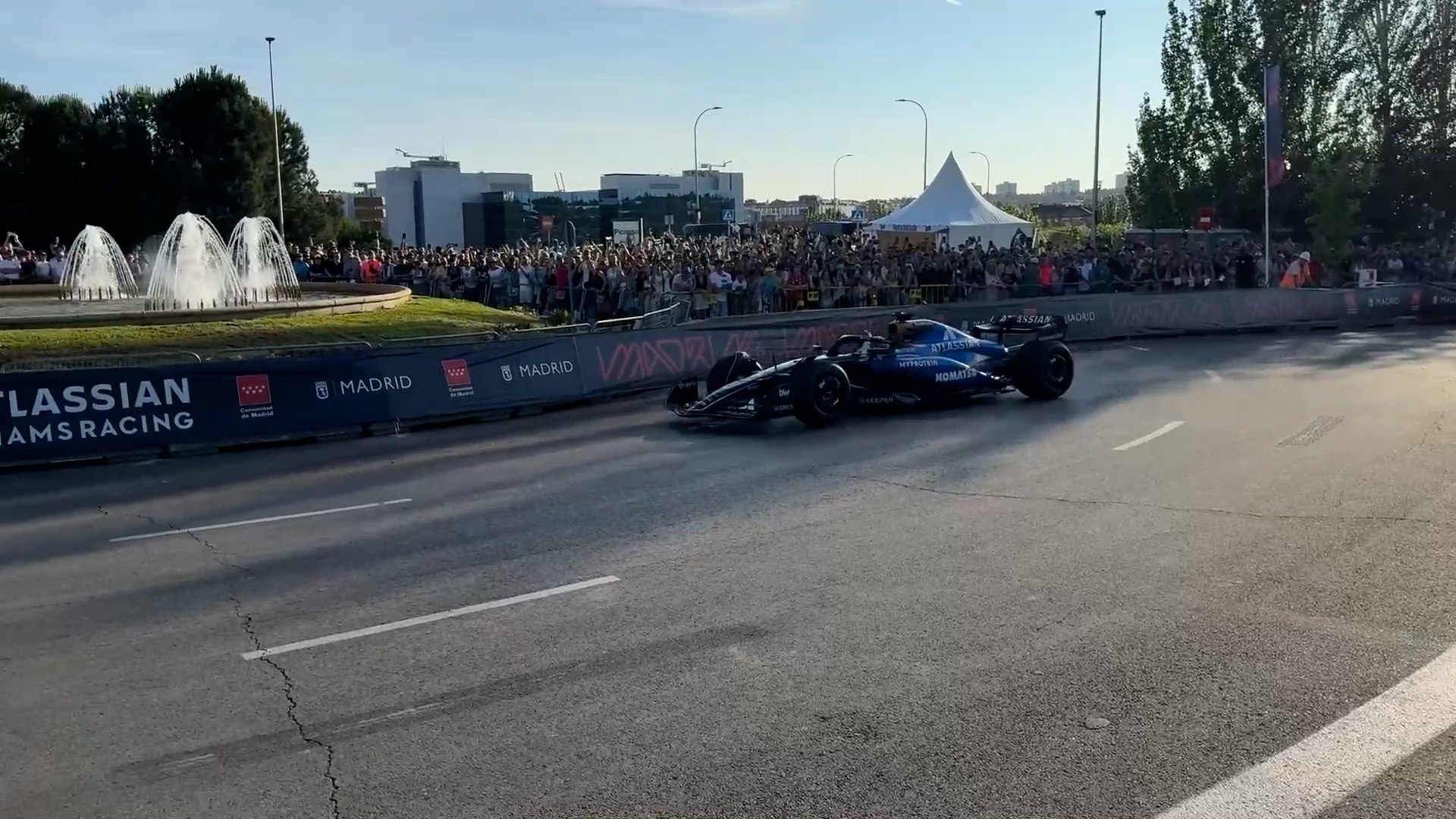 El piloto español de Fórmula 1 Carlos Sainz en el MadRing. VIORY