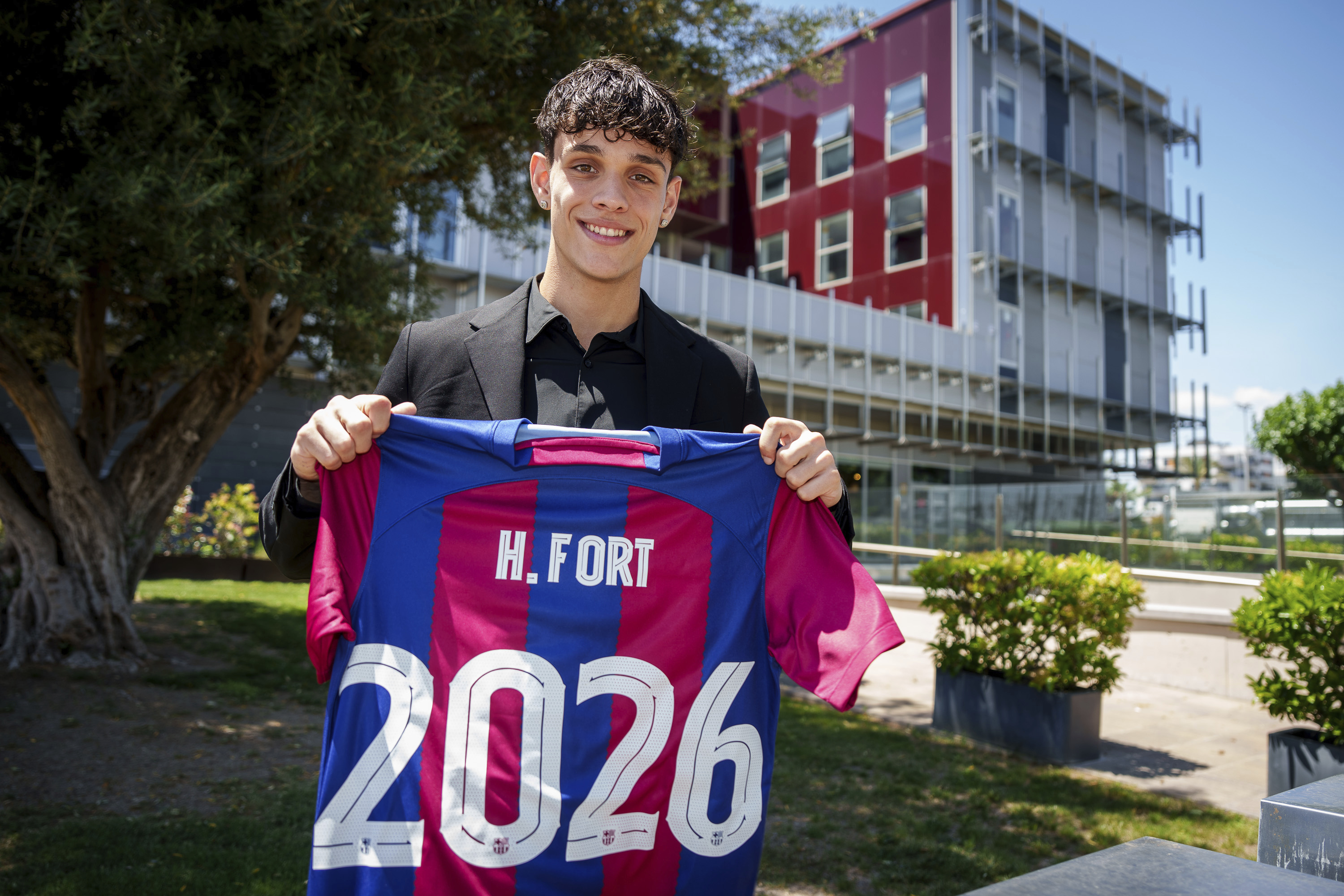 Héctor Fort no tiene intención de moverse