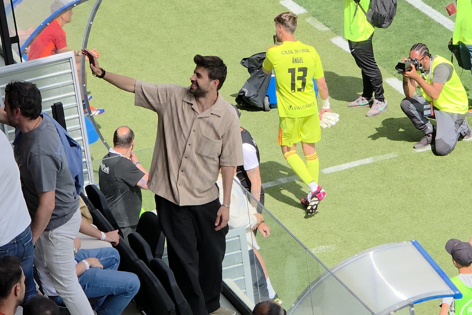 Piqué, en el partido de ida de la final por el ascenso