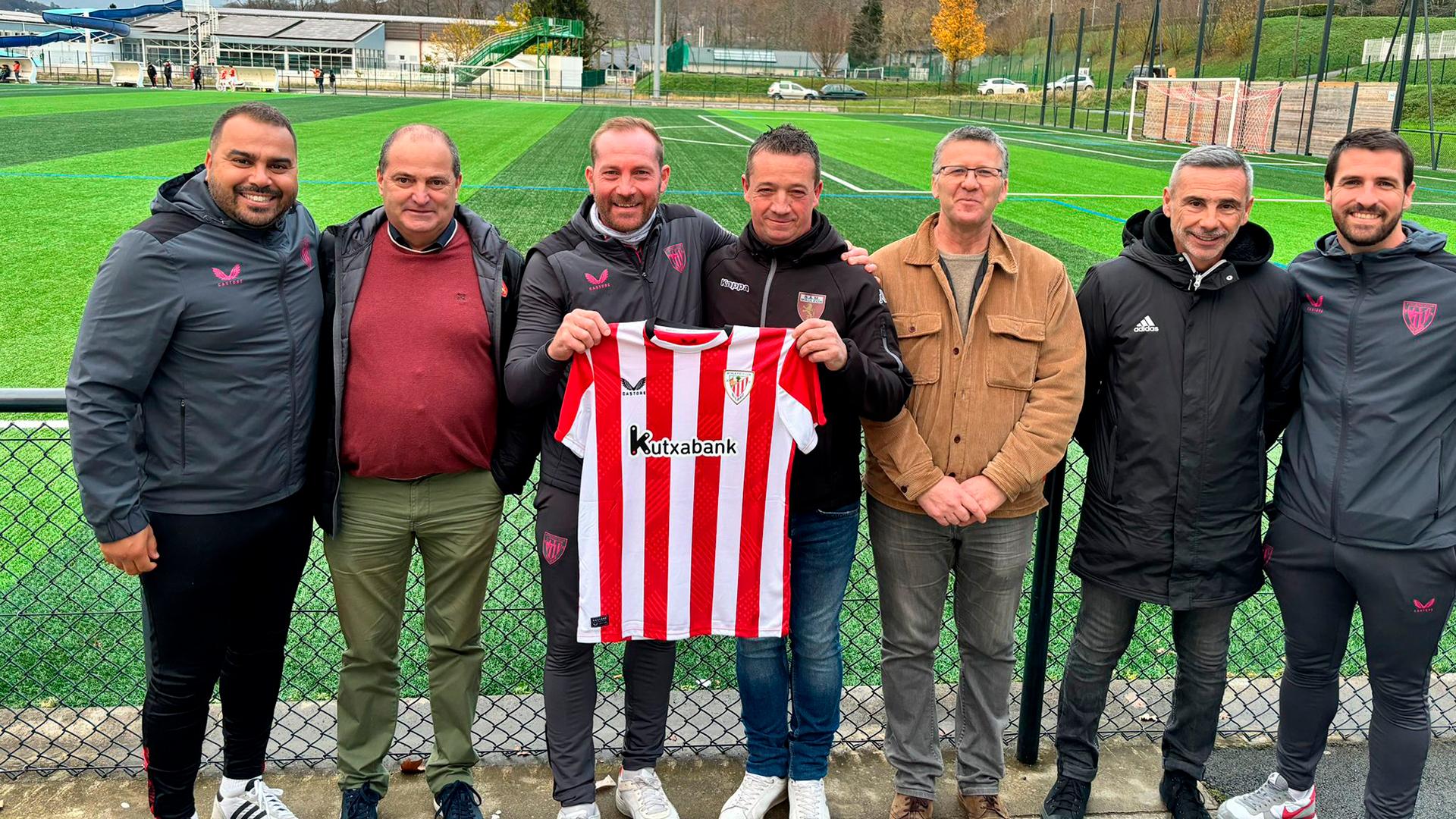 Responsables de algunos de los clubes convenidos de Iparralde.