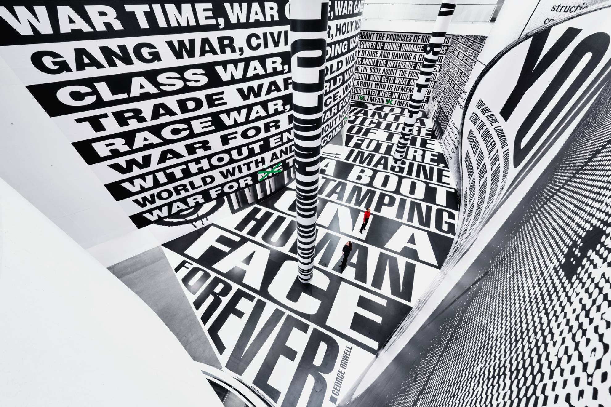 Barbara Kruger muestra el poder de la palabra en Guggenheim Bilbao, image size:1980x1320