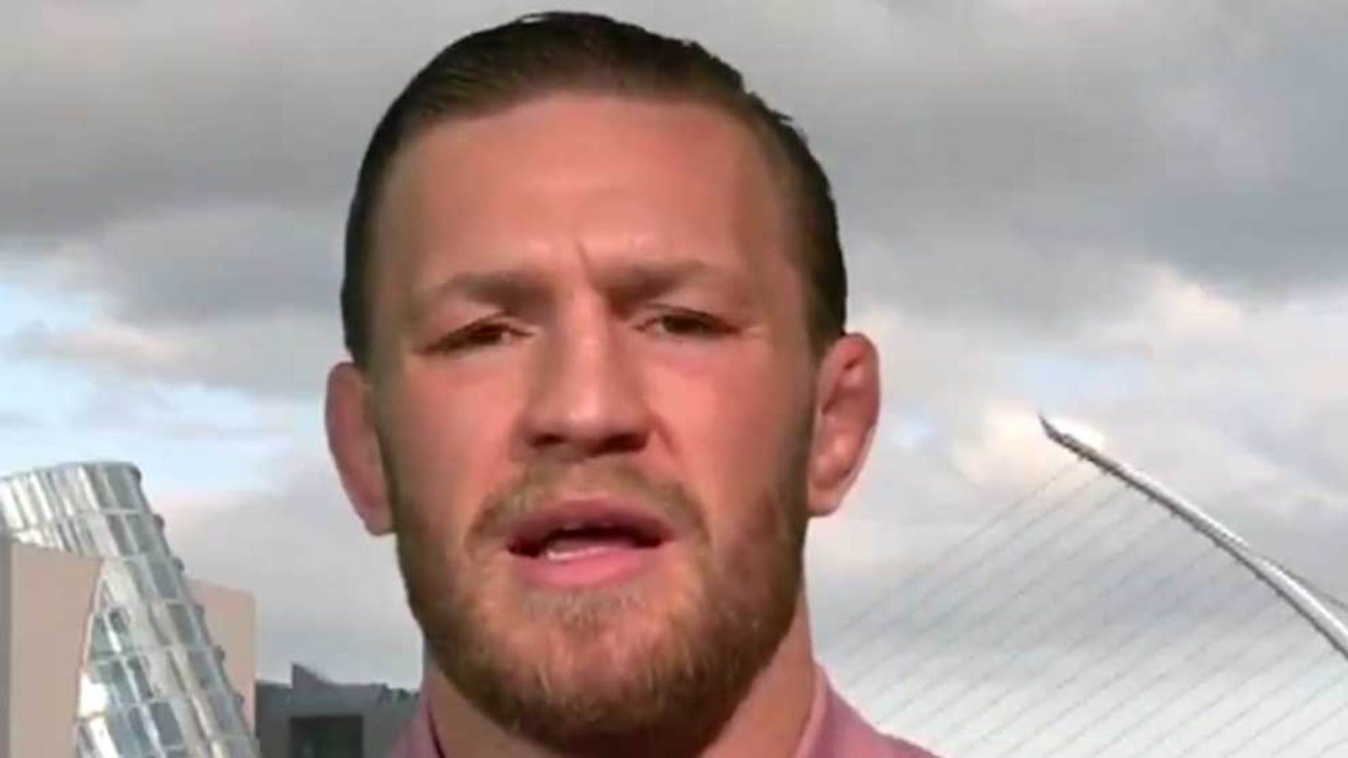 McGregor pide perdón por su agresión a un cincuentón: "Es una daga en mi corazón"