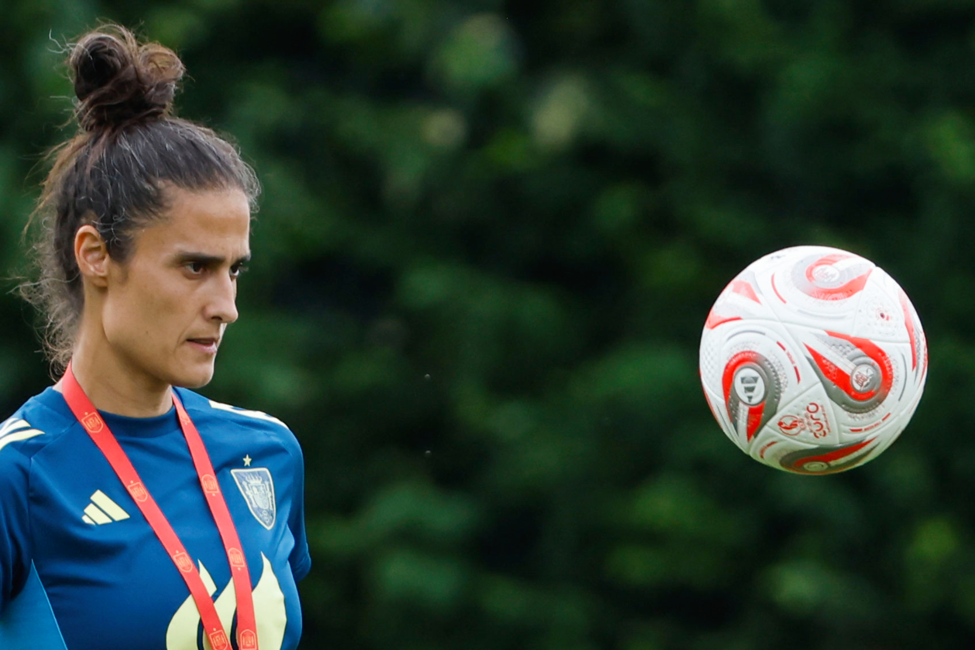 Montse Tomé durante un entrenamiento de la selección española