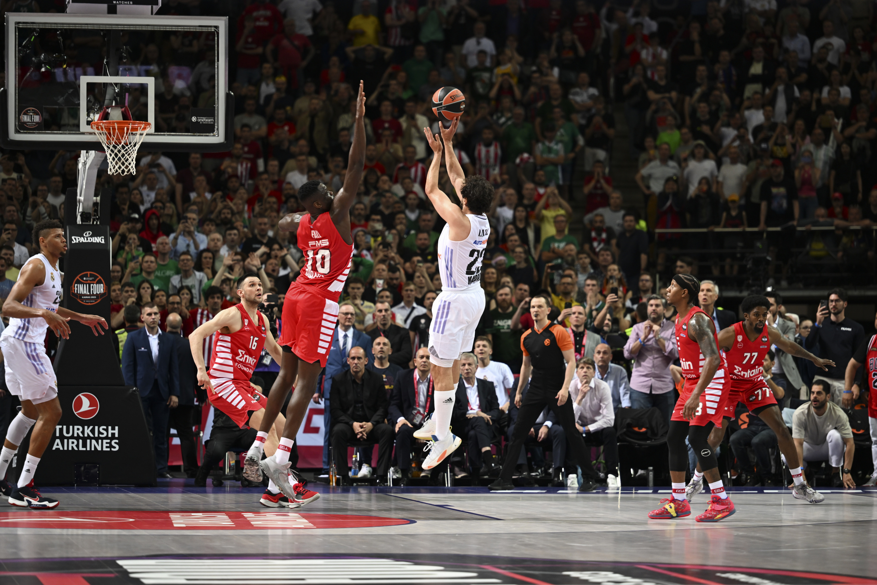 La canasta de Llull que dio al Real Madrid la Euroliga 2023
