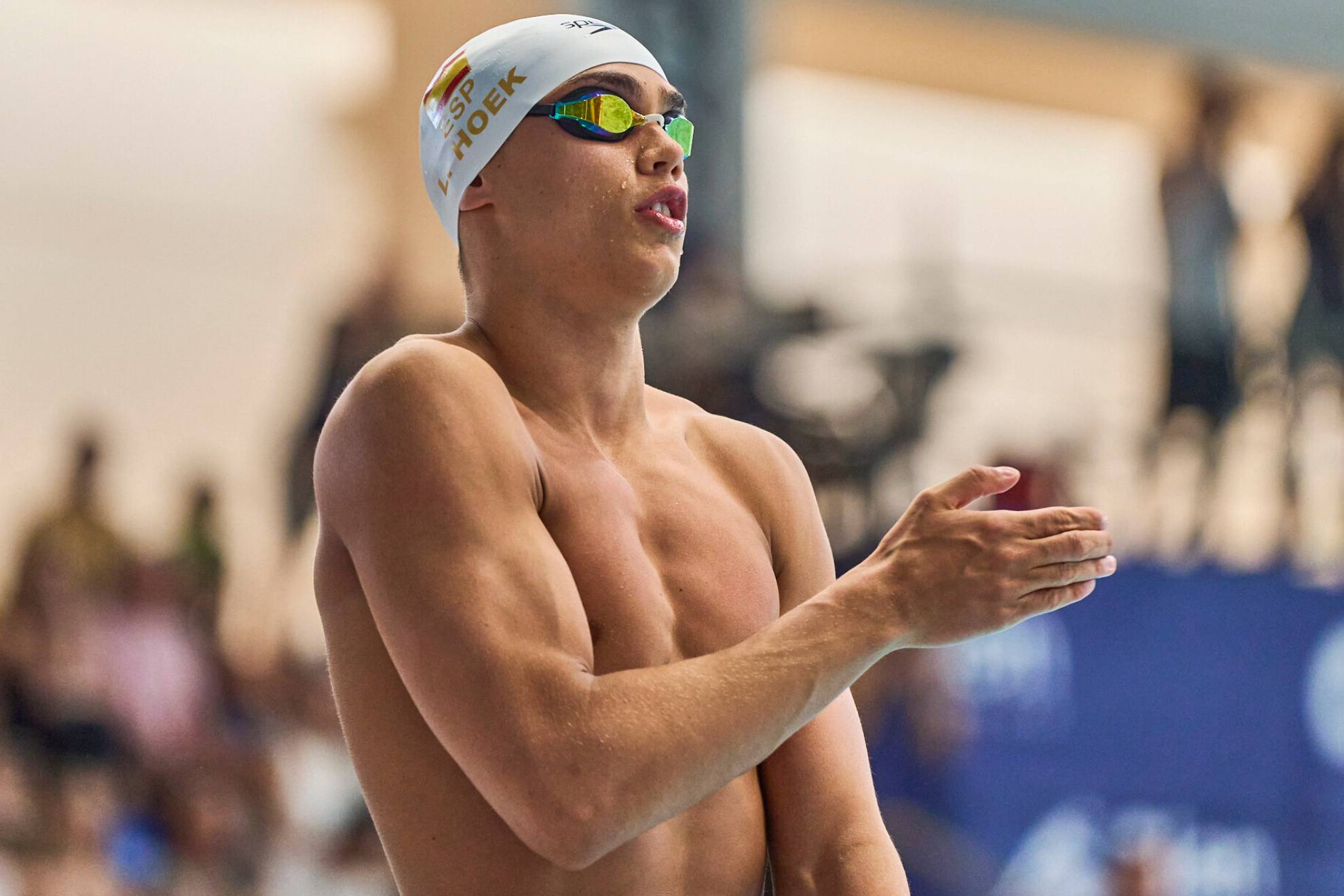 Luca Hoek asombra con 17 años en el Mundial: recupera su récord de España del 100 libre