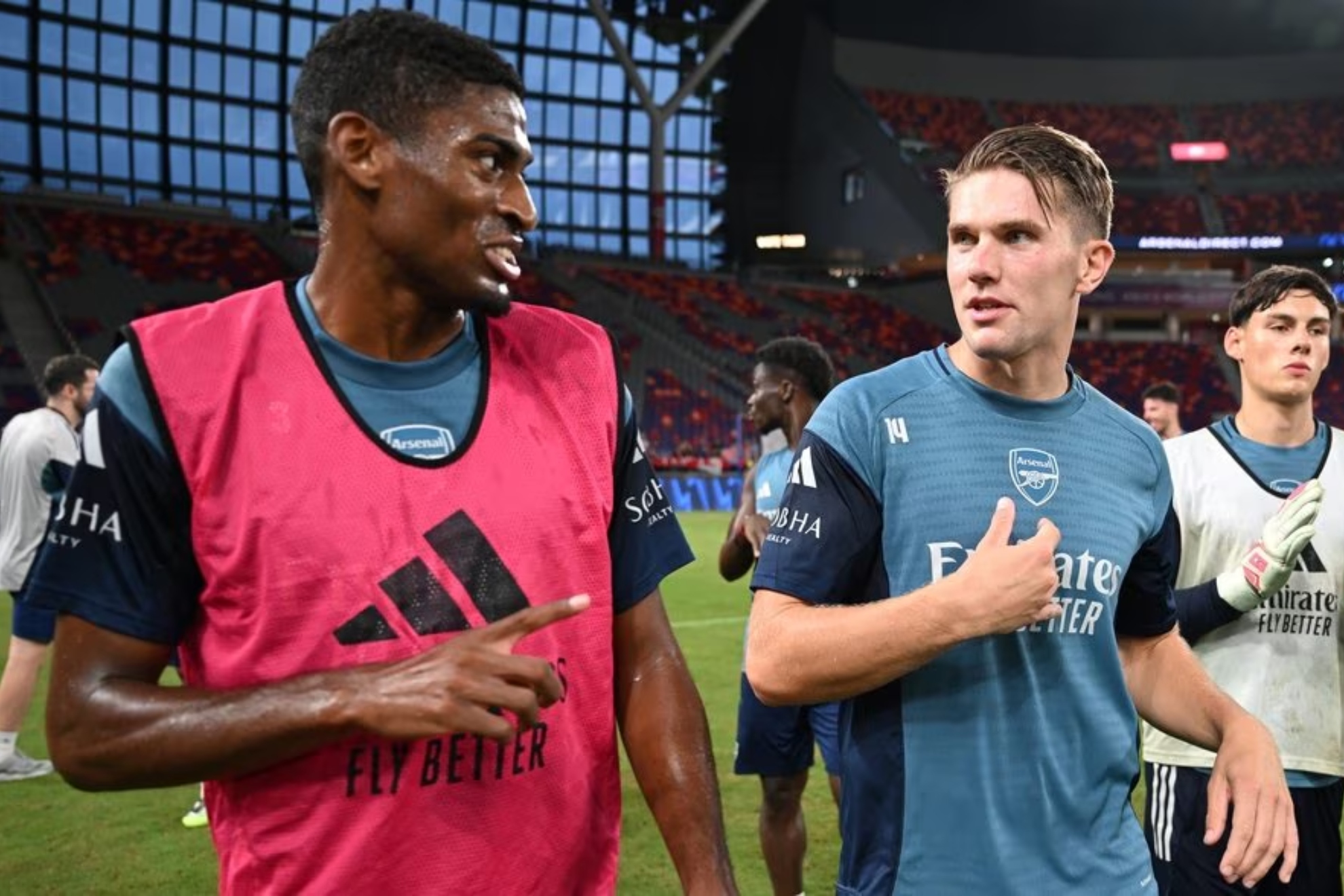 Gyokeres y Mosquera.