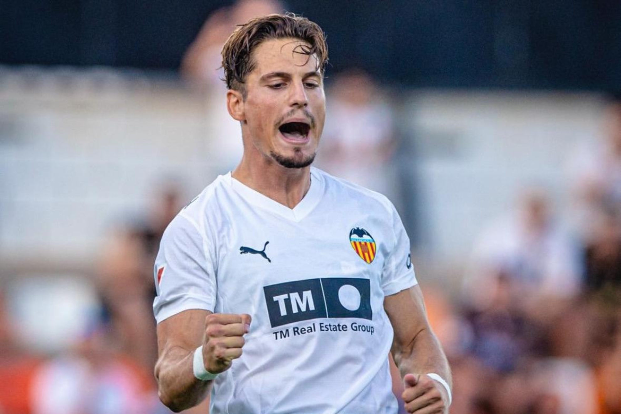 Sergi Canos - Tăng Sức Mạnh Tấn Công Biên Cho Valencia Sergi Canos - Tăng Sức Mạnh Tấn Công Biên Cho Valencia