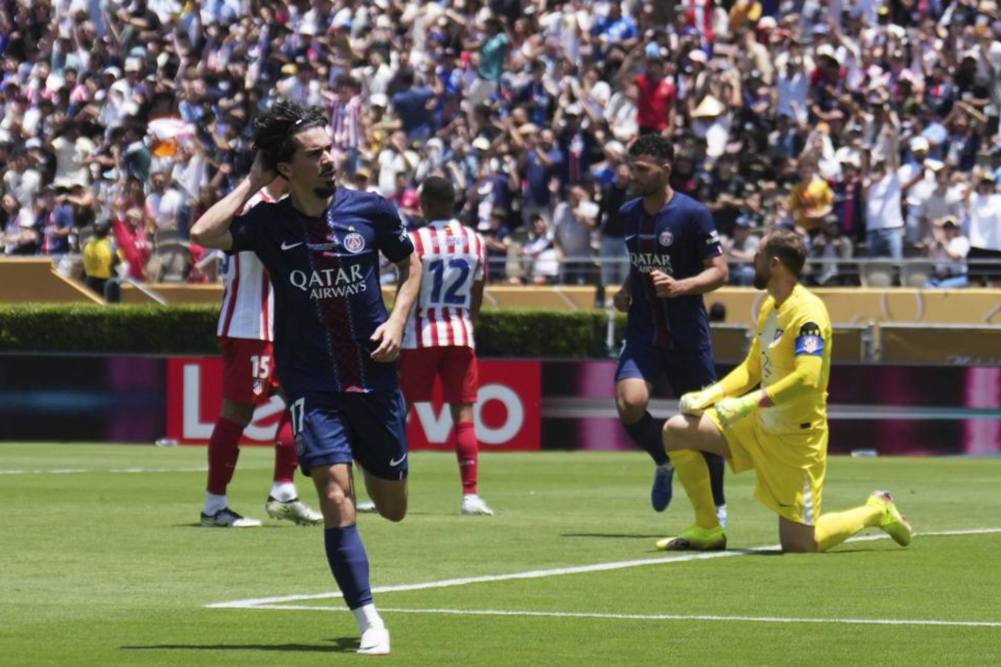 Vitinha celebra su gol al Atlético en el Mundial de clubes.