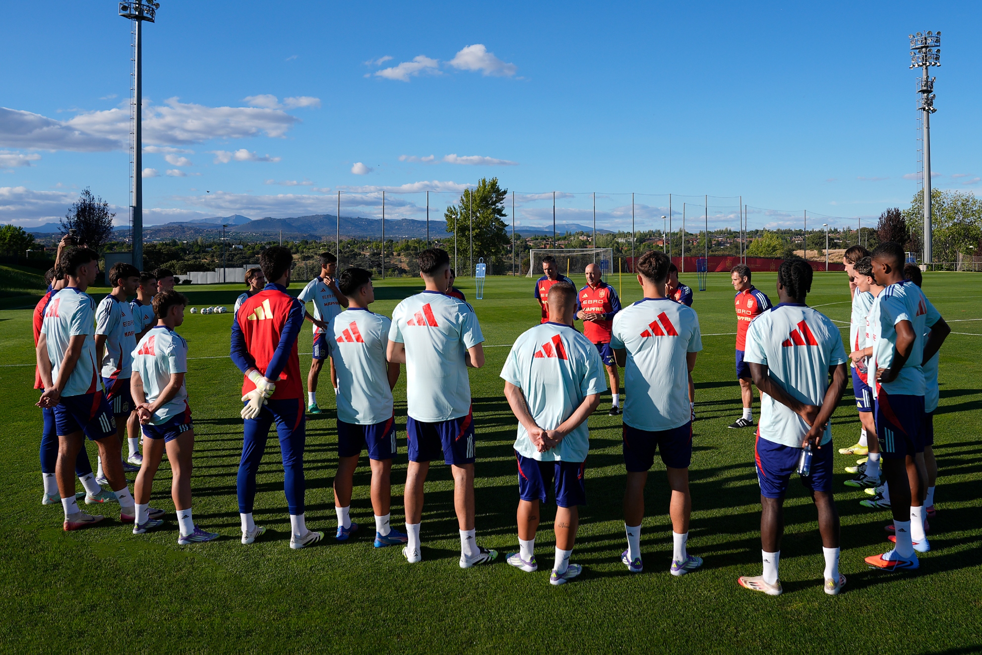Primera sesión de entrenamiento en la Ciudad del Fútbol.